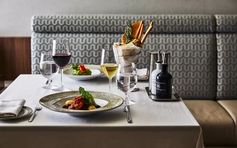 Silversea, Silver Whisper, La Terrazza 1.jpg